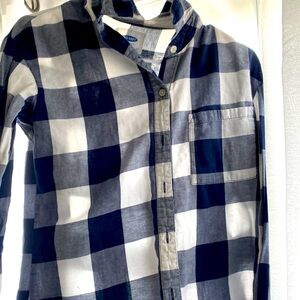 Blue and white plaid button up